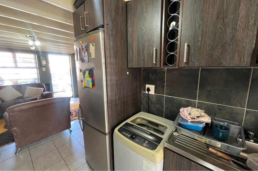 2 Bedroom Property for Sale in Walmer Link Eastern Cape